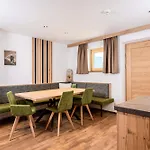 Nyaraló Beim Lois - Edelweiss With Sauna Access & Balcony By Alpenluxus Collection Gerlos