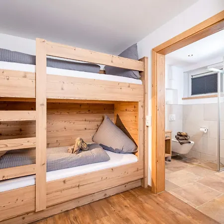 Beim Lois Edelweiss - Balcony & Sauna Access * גרלוס